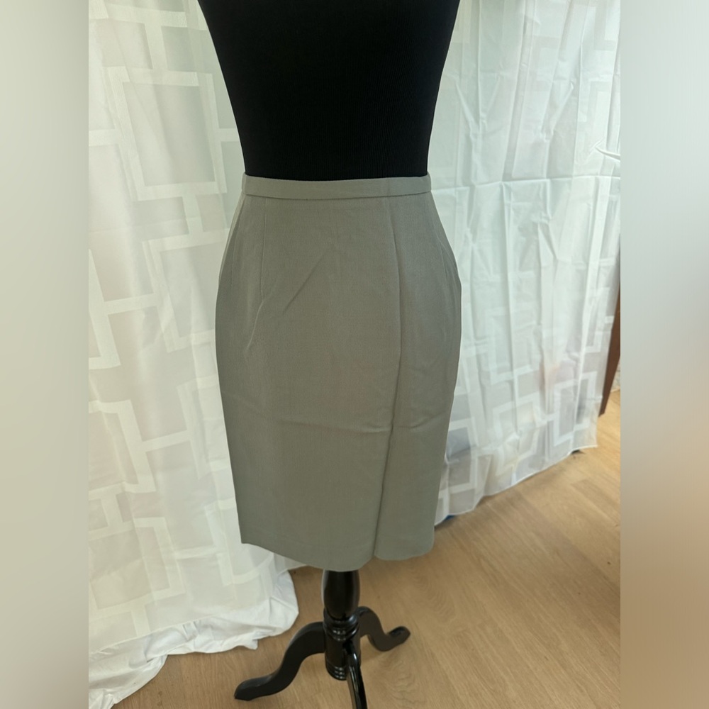 Talbots skirt 8P.  EUC